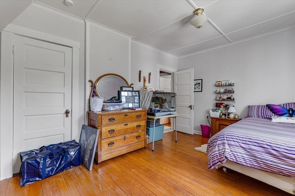 Photo of 260 Worcester Road