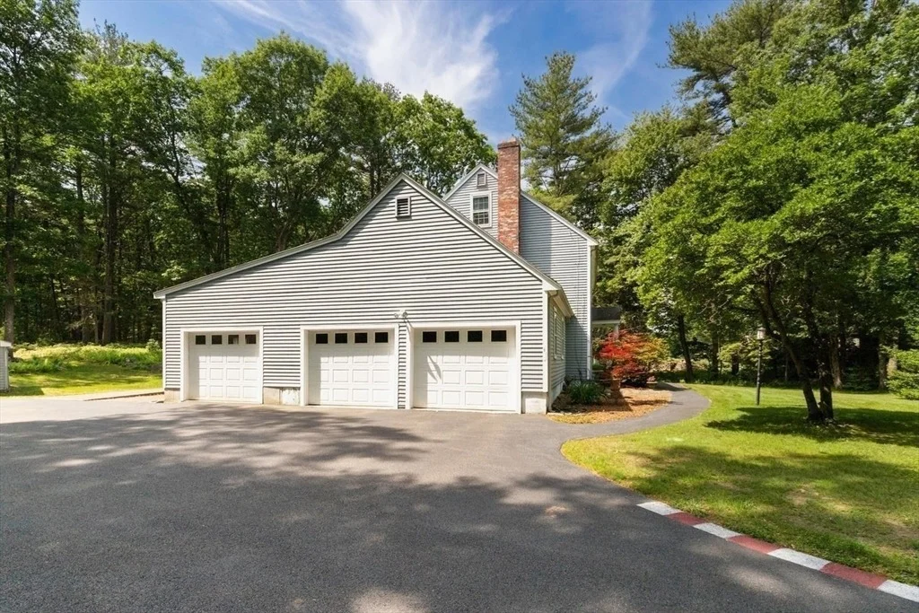 Photo of 83 Willow Ridge Rd