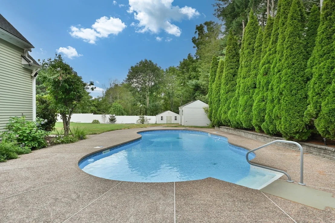 Photo of 2 Wild Meadow Ln