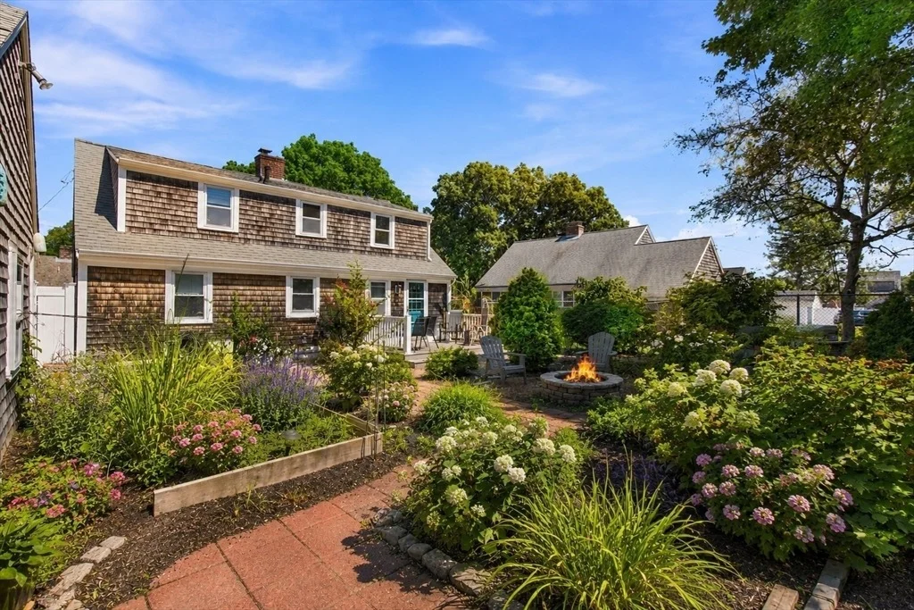 Photo of 35 Walnut St