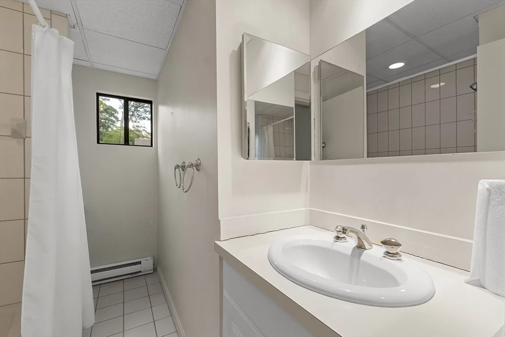 Photo of 150 Hesperus Ave