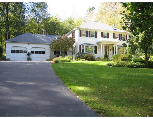 Photo of 39 Tadmuck Rd.
