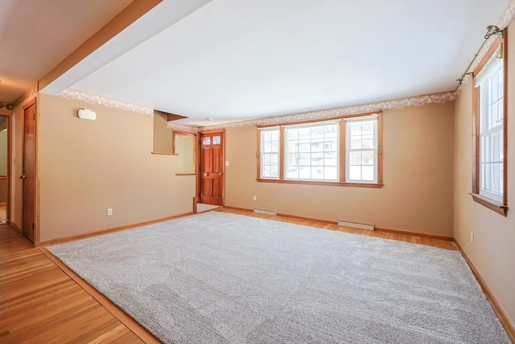 Photo of 53 Robin Road