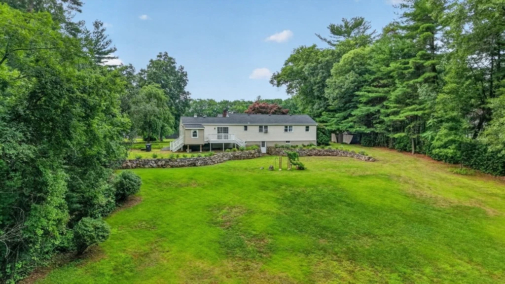 Photo of 8 Charlotte Dr