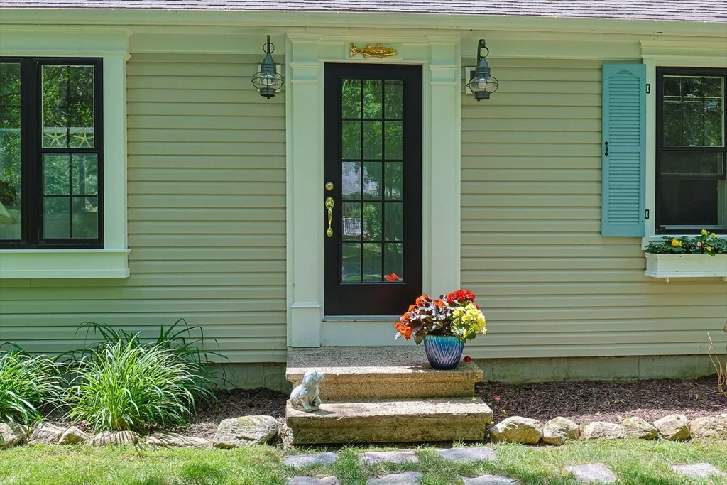 Photo of 111 Richardson Rd