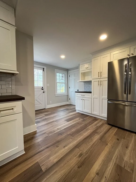 Photo of 200 Highcrest Rd