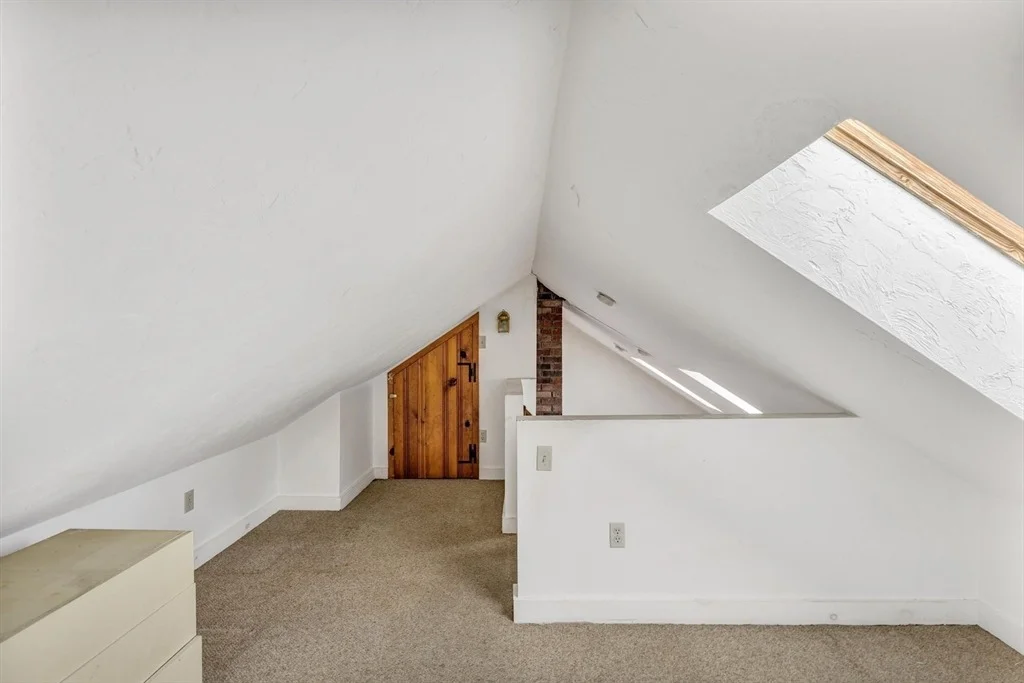 Photo of 2 Freeman Avenue