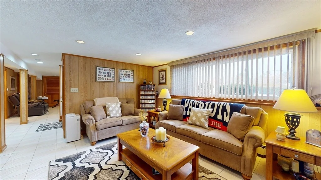 Photo of 6 Randall Dr.