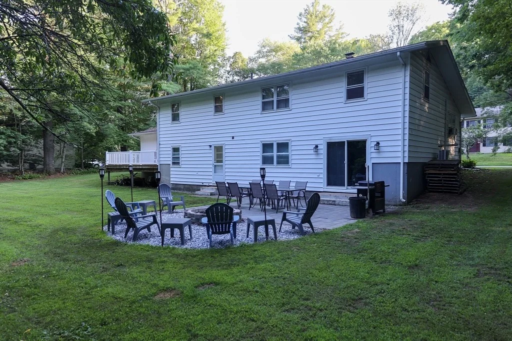Photo of 16 Debra Lane