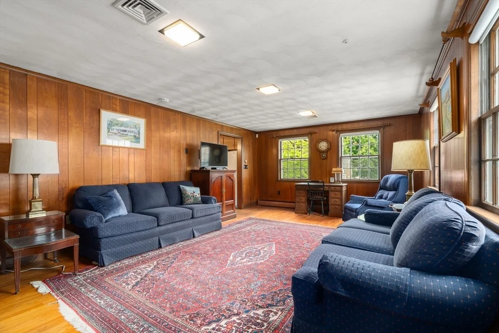 Photo of 40 Cape Cod Ln