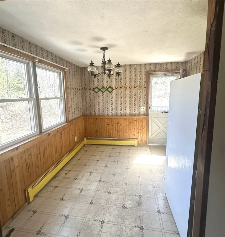 Photo of 16 Sandrah Dr