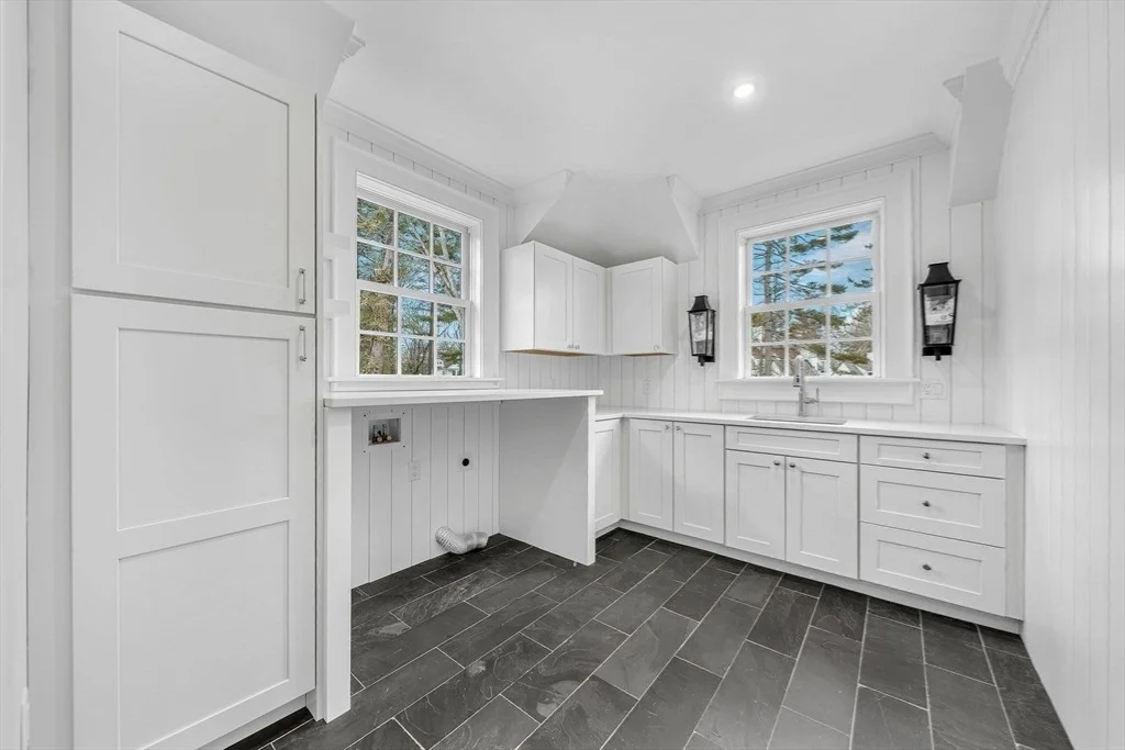 Photo of 222 Grove Street