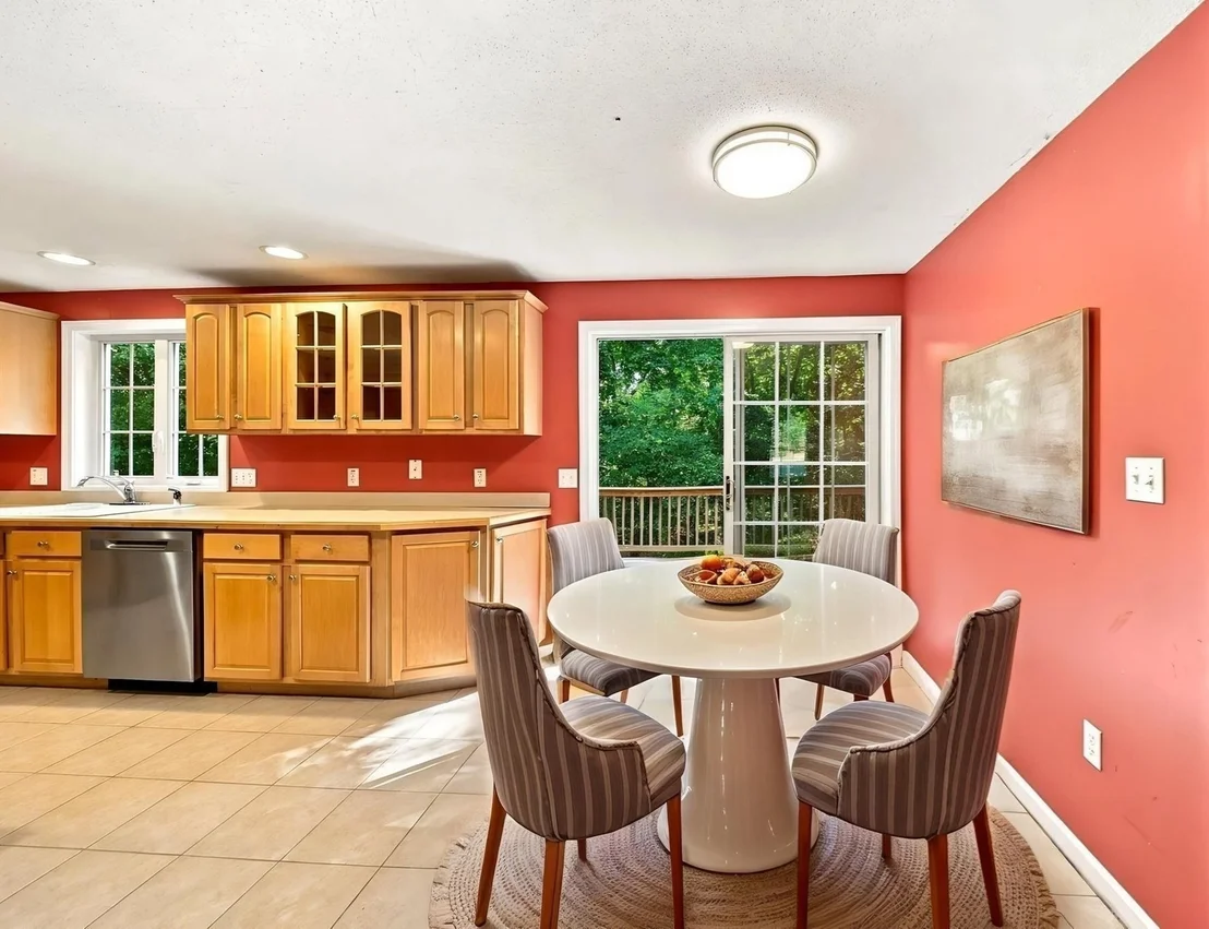 Photo of 43 Wampanoag Dr