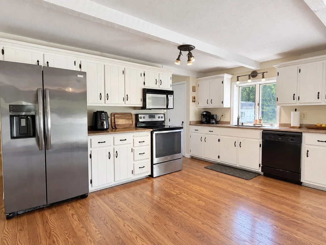 Photo of 75 Desert Brook Rd