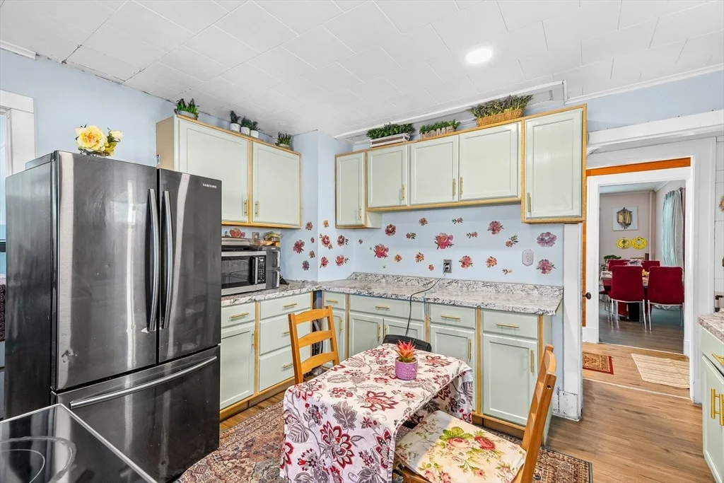 Photo of 28 Maple Street
