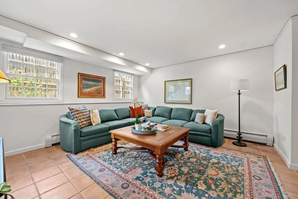 Photo of 7 Leslie Cove