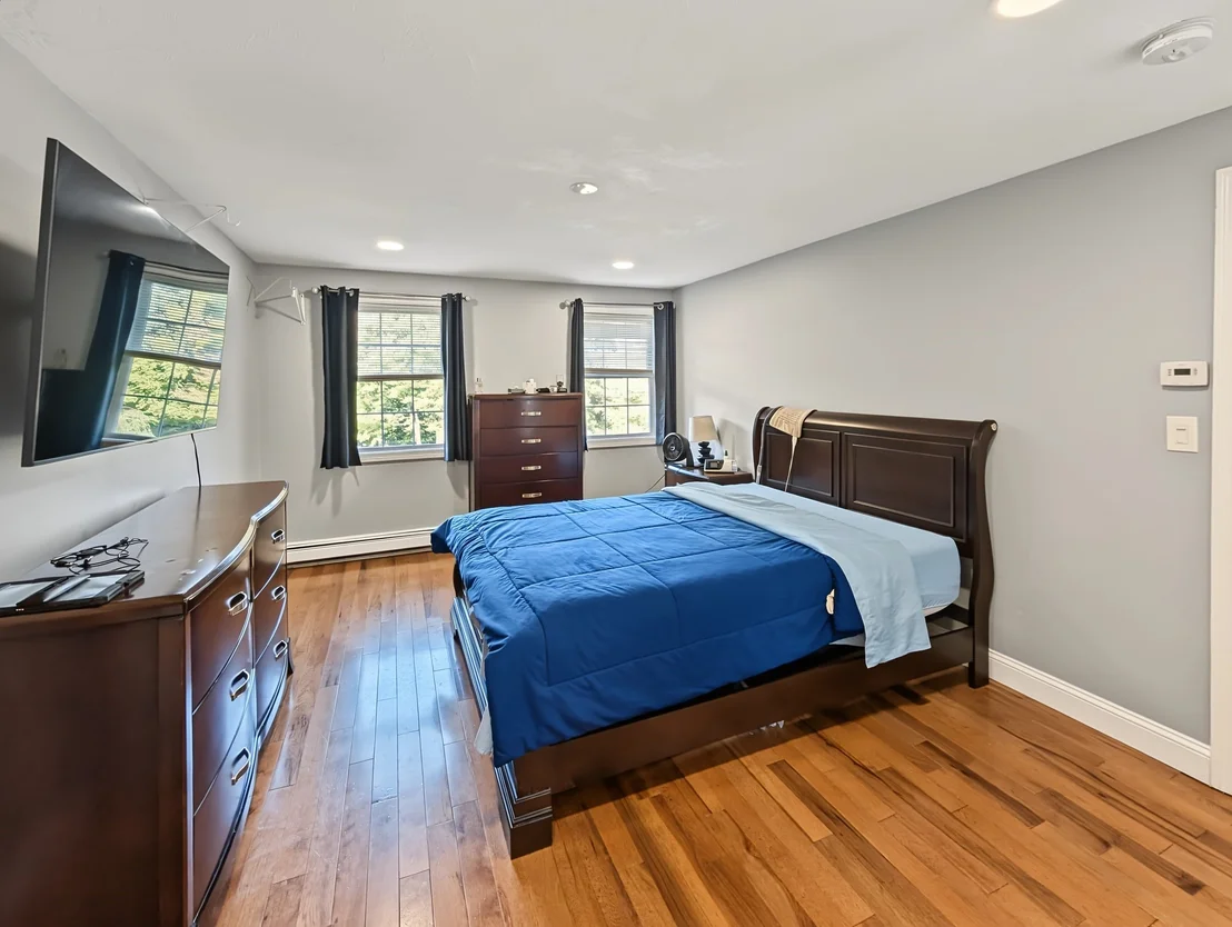 Photo of 34 Conservation Dr