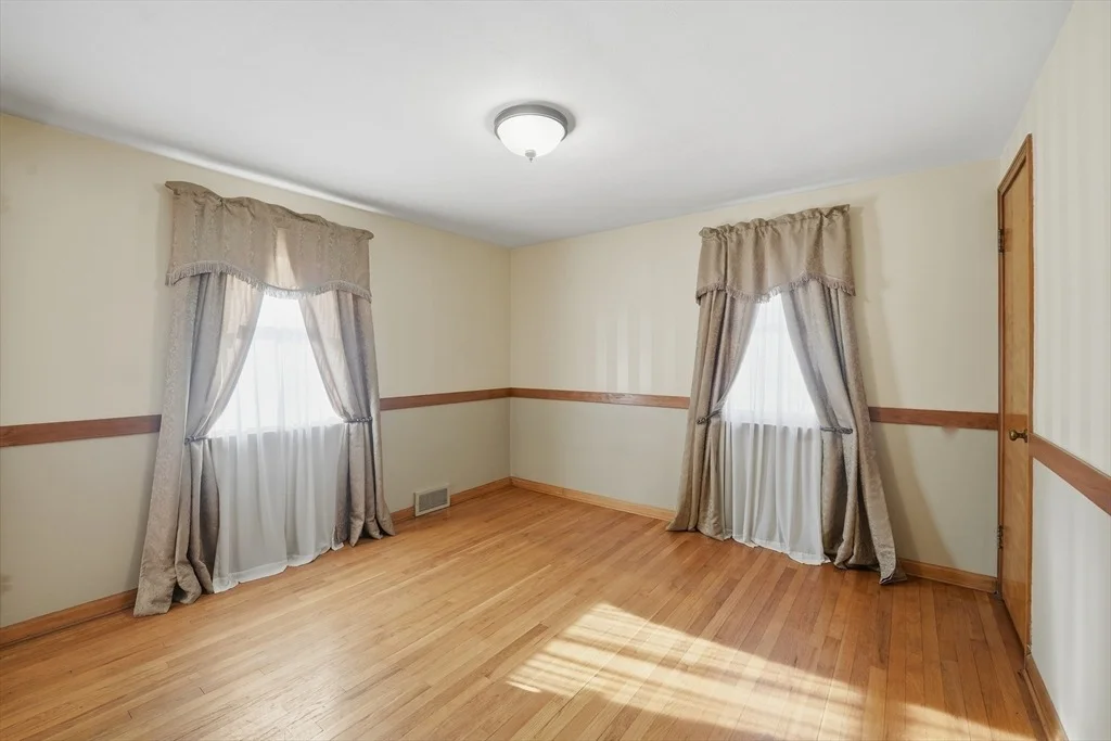 Photo of 80 Jean Dr.
