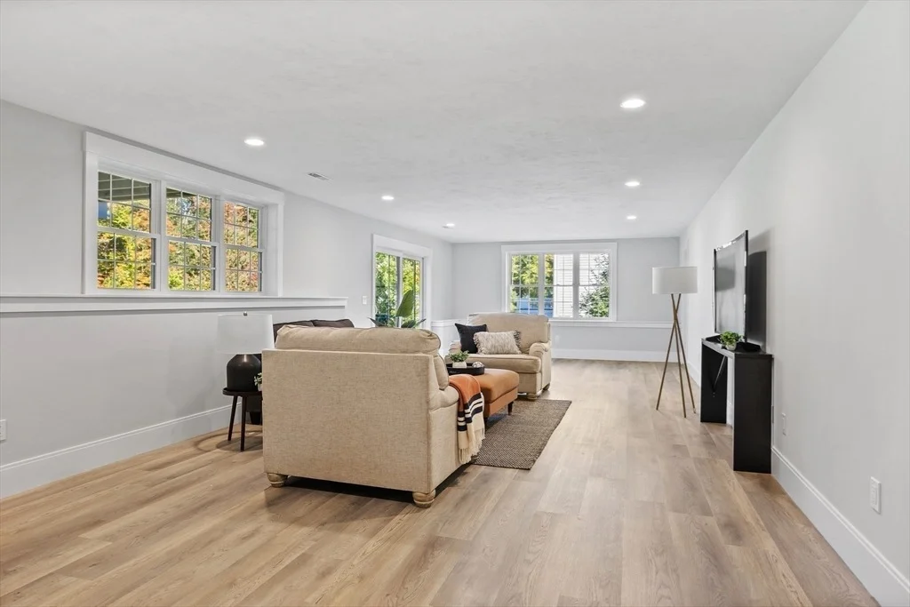 Photo of 236 Bolton Rd