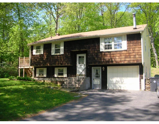 Photo of 210 Bates Rd