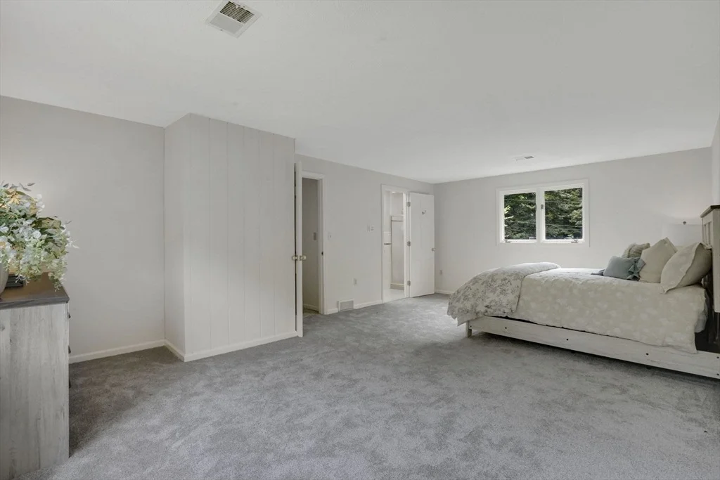 Photo of 4 Highmoor Dr