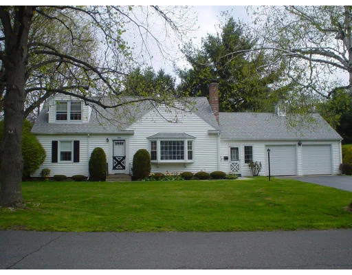 Photo of 195 Central Park Dr