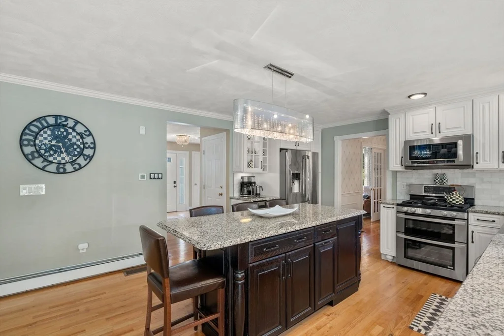 Photo of 4 Green Meadow Dr