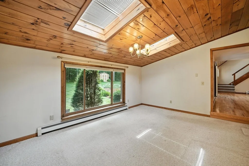 Photo of 28 Sterling Dr