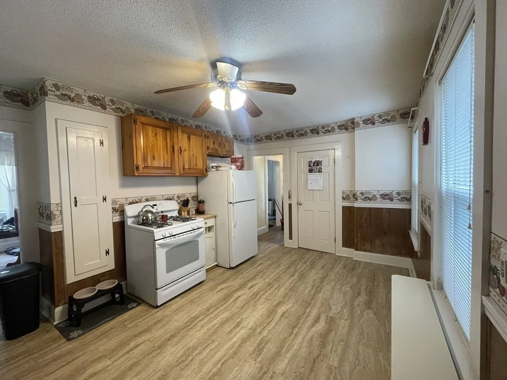 Photo of 384 Elliott St