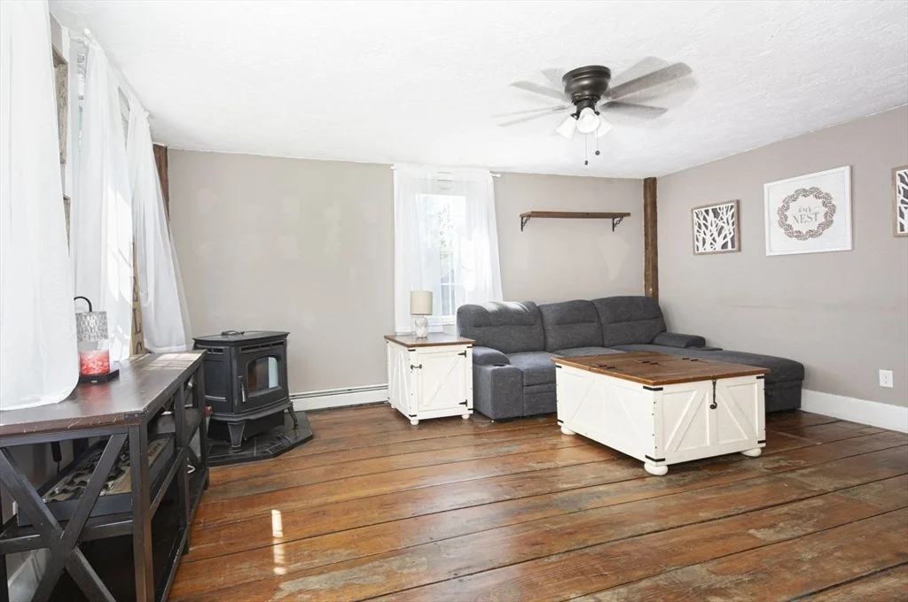 Photo of 11 Cider Mill Rd