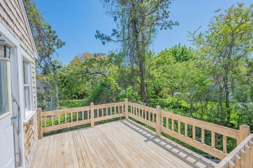 Photo of 19 Aspen Ln