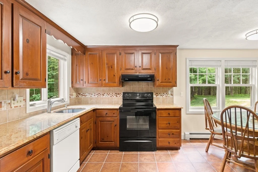 Photo of 35 Willowdale