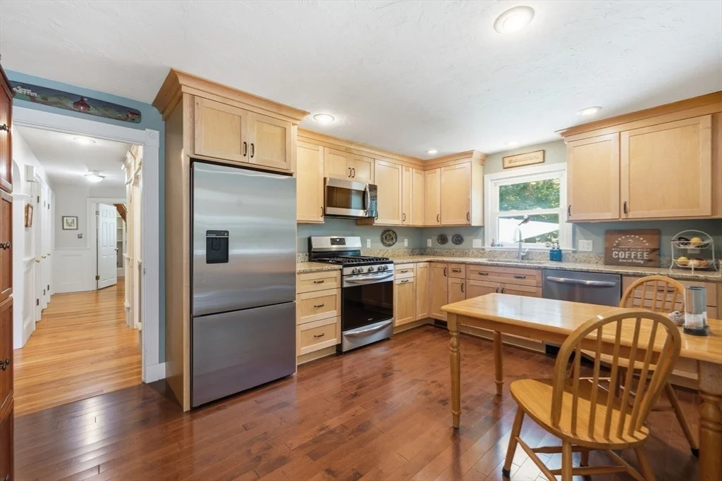 Photo of 37 Frederickson Ave