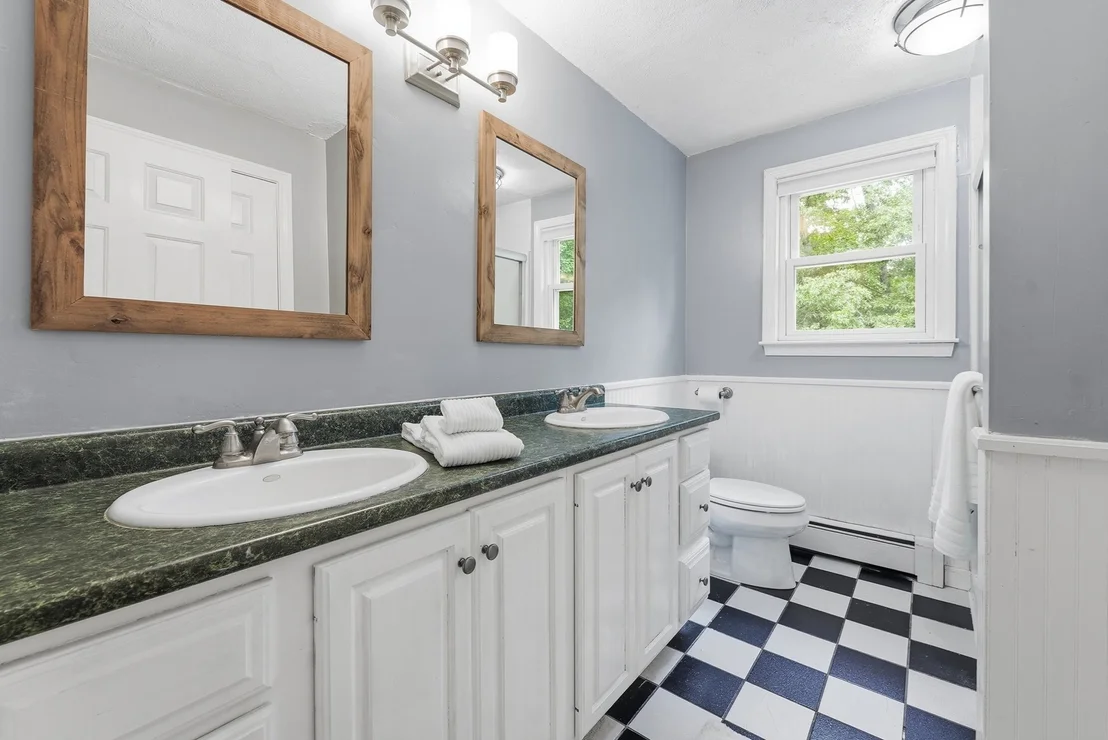 Photo of 144 Hill St