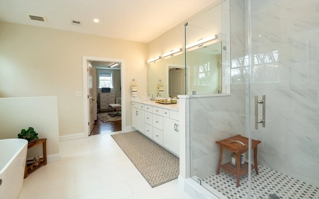 Photo of 24 Wildewood Dr