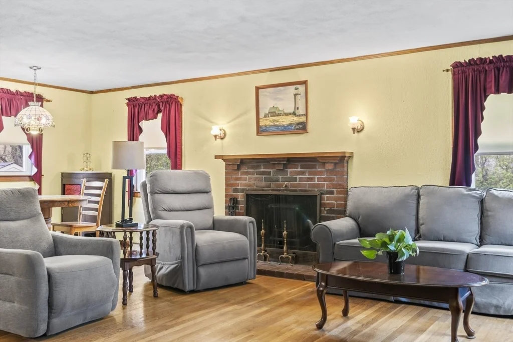 Photo of 105 Ann Vinal Rd