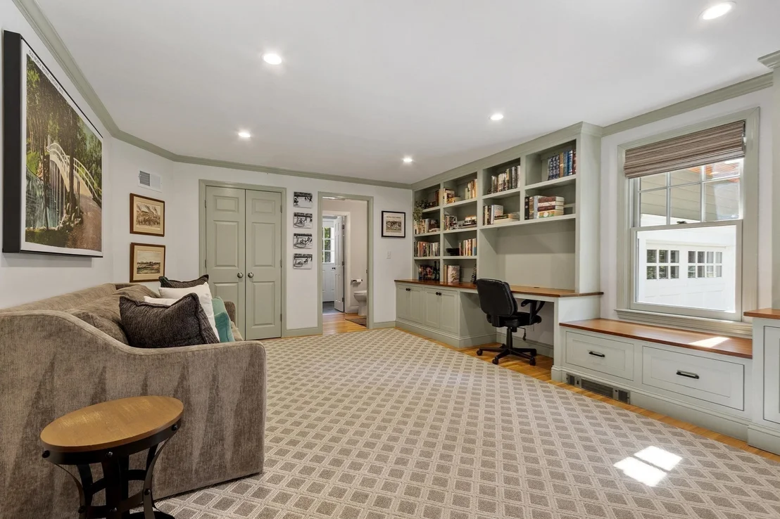 Photo of 111 Old Pickard Rd