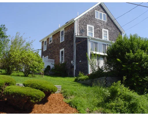 Photo of 11 Hillside Road