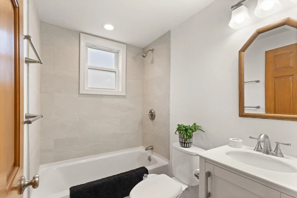 Photo of 4 Strout Ave