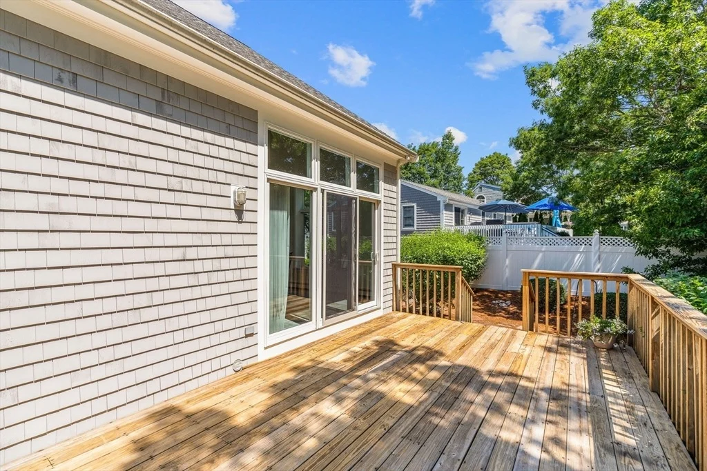 Photo of 24 Bluff Ave