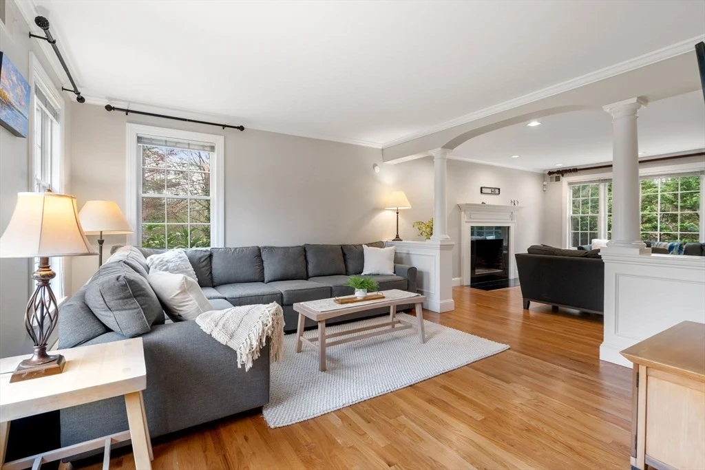 Photo of 1323 High Street-Culdesac