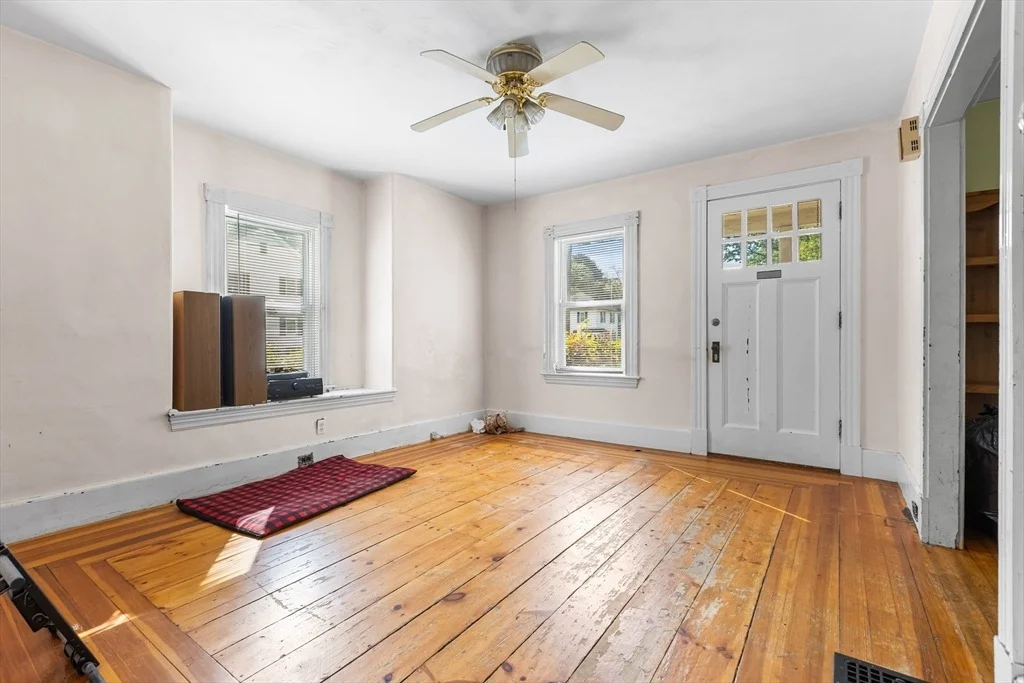 Photo of 41 Devine Ave
