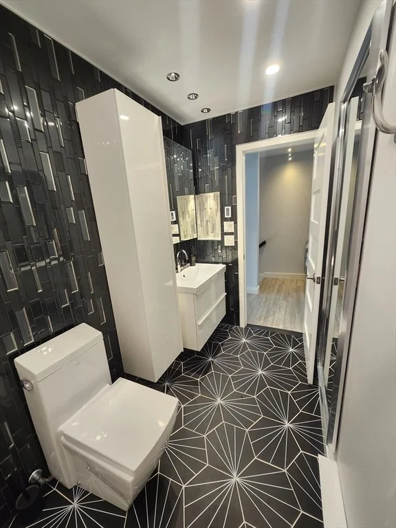Photo of Unit 3 at 3 Howland Cir