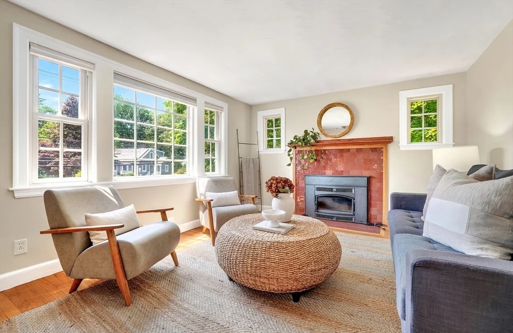 Photo of 7 Pine Hill Rd