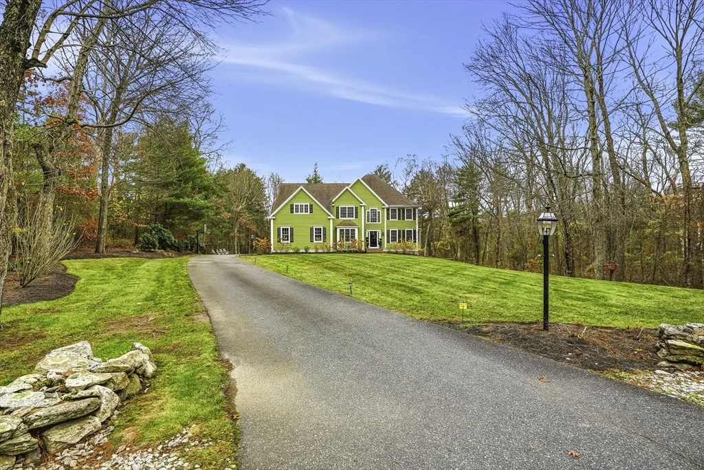 Photo of 20 Thayer Rd