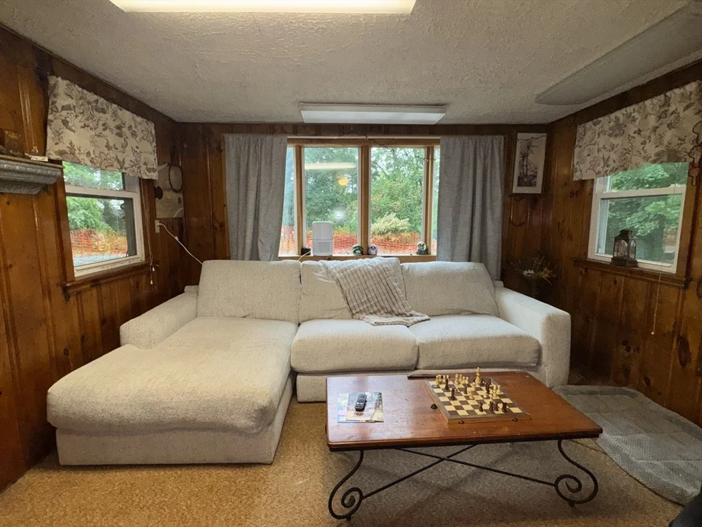 Photo of 48 Clearview Dr