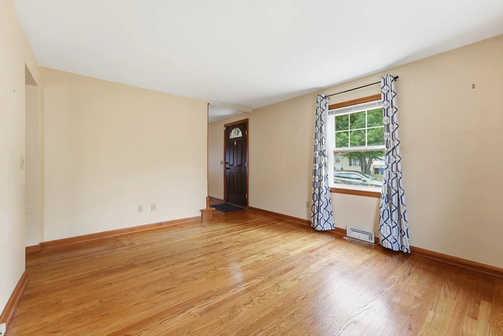 Photo of 14 Duggan Circle