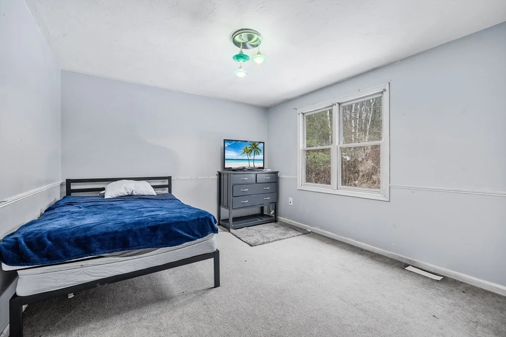 Photo of 4 Hillside Dr