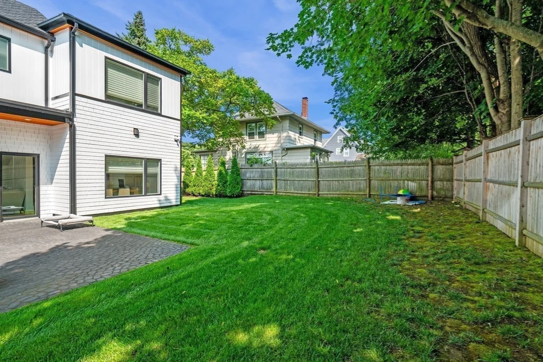 Photo of 8 Dennison Ave