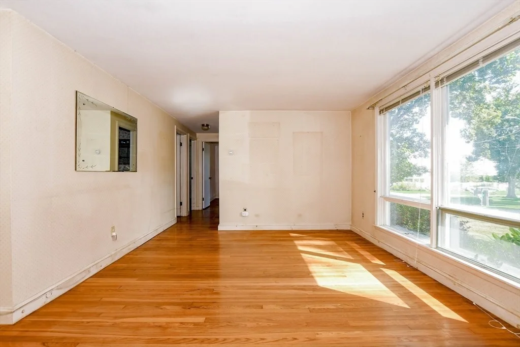 Photo of 27 Beach Street